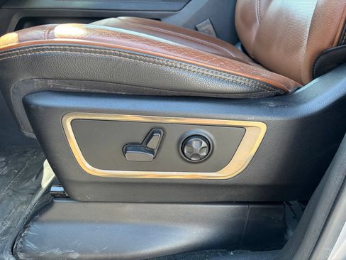 Used 2022 RAM 1500 Limited AWD/4WD image 10