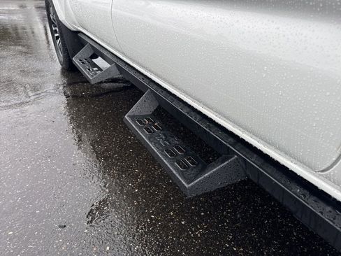 Used 2020 Toyota Tacoma TRD Sport AWD/4WD image 13