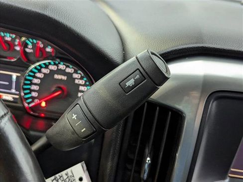 Used 2018 Chevrolet Silverado 1500 LT w/ All Star Edition image 11