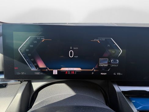 Used 2024 BMW i5 eDrive40i w/ M Sport Package image 11