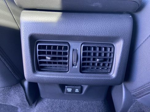 Used 2025 Toyota Camry SE image 48