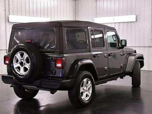 Used 2023 Jeep Wrangler Sport S image 7