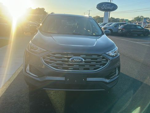 Used 2021 Ford Edge SEL w/ Convenience Package FWD image 2
