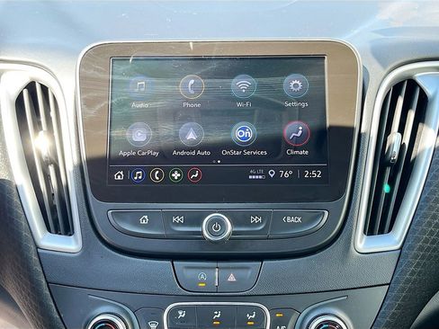 Used 2025 Chevrolet Malibu LT FWD image 22
