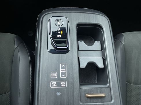 Certified 2024 Nissan Ariya AWD image 22
