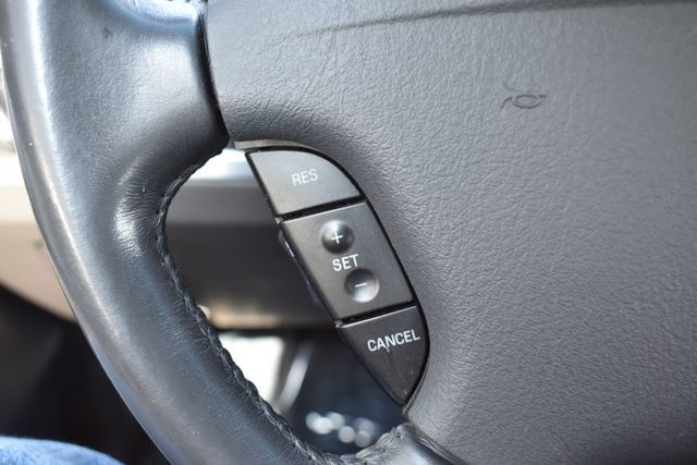 Used 2002 Ford Thunderbird RWD image 21