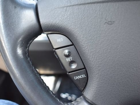 Used 2002 Ford Thunderbird RWD image 21