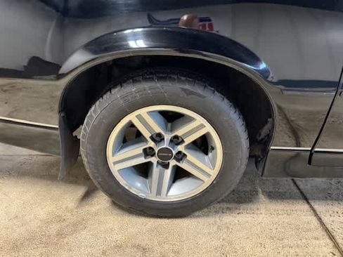 Used 1987 Chevrolet Camaro LT image 8