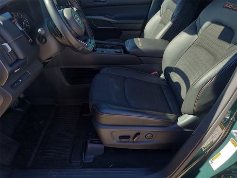 Certified 2024 Nissan Pathfinder Rock Creek image 17