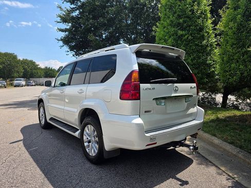 Used 2005 Lexus GX 470 AWD/4WD image 3