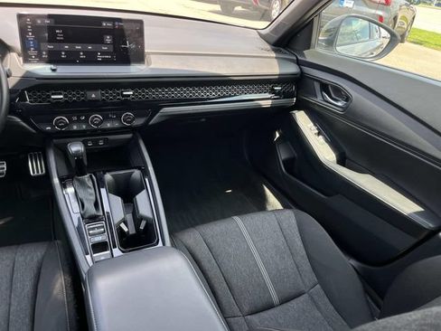 Used 2024 Honda Accord Sport image 15