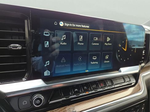 Used 2024 Chevrolet Silverado 1500 LT Trail Boss w/ Convenience Package II image 18