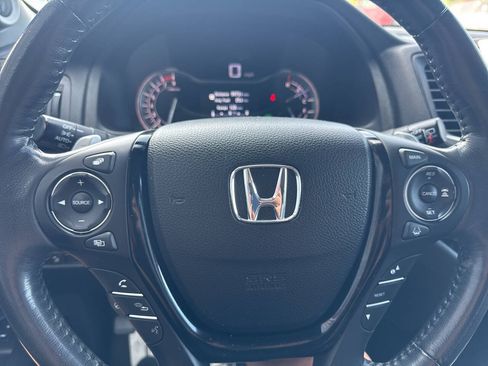 Used 2016 Honda Pilot Elite image 42