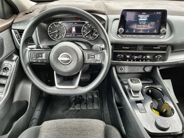 Used 2023 Nissan Rogue SV AWD/4WD image 19