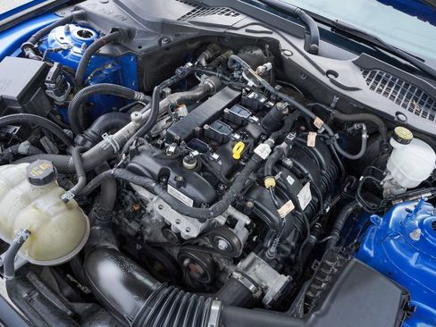 Used 2021 Ford Mustang Premium w/ Equipment Group 201A RWD image 38