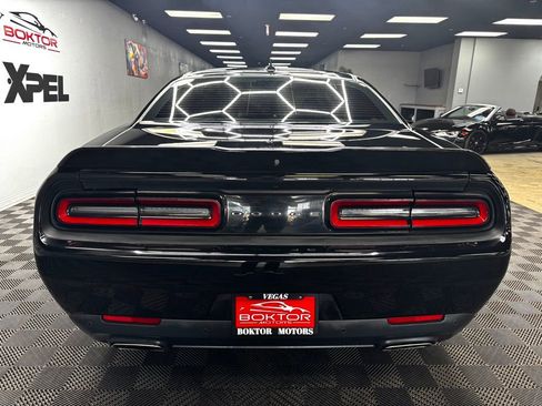 Used 2019 Dodge Challenger GT w/ Blacktop Package RWD image 12