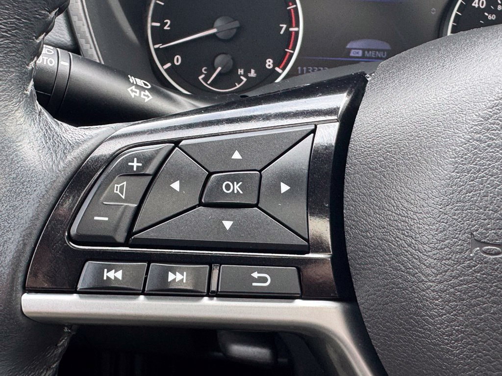 Used 2021 Nissan Altima 2.5 SV w/ SV Premium Package AWD/4WD image 17