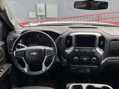 Used 2021 Chevrolet Silverado 1500 LT w/ Bed Protection Package AWD/4WD image 25