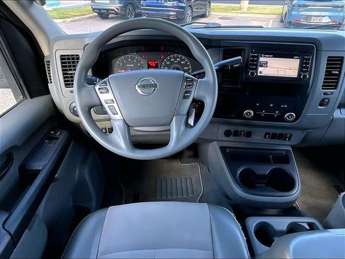 Used 2019 Nissan NV 3500 SV w/ Navigation Package RWD image 17