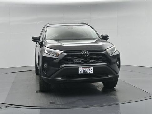 Used 2019 Toyota RAV4 XLE AWD/4WD image 54