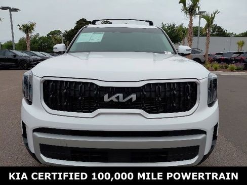 Used 2025 Kia Telluride EX w/ EX Captain's Chair Package FWD image 2