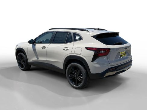 New 2026 Chevrolet Trax ACTIV FWD image 3