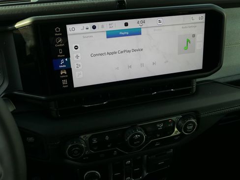 Used 2025 Jeep Wrangler Unlimited Sahara image 20