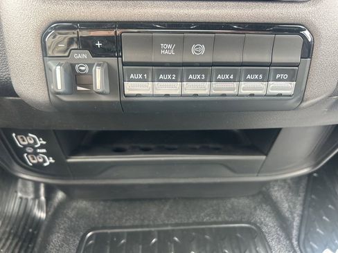 New 2026 RAM 3500 Tradesman w/ Chrome Appearance Group A AWD/4WD image 10