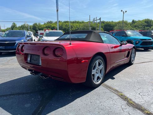 Used 1999 Chevrolet Corvette 2dr Convertible RWD w/ Memory Pkg image 4