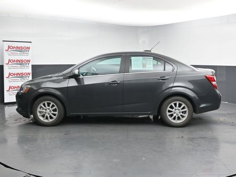 Used 2017 Chevrolet Sonic LT FWD image 5