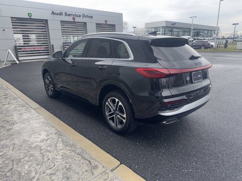 Certified 2025 Audi Q5 Premium w/ Convenience Package AWD/4WD image 27