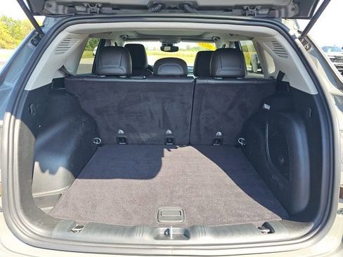 Used 2022 Jeep Compass Limited w/ Sun and Sound Group image 11