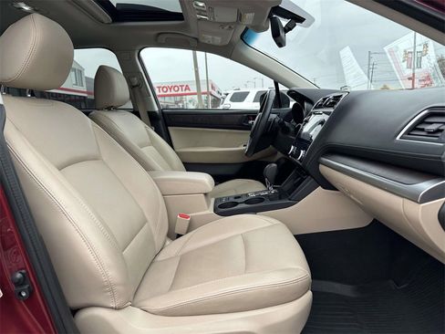 Used 2019 Subaru Outback 2.5i Limited w/ Popular Package #2 image 14