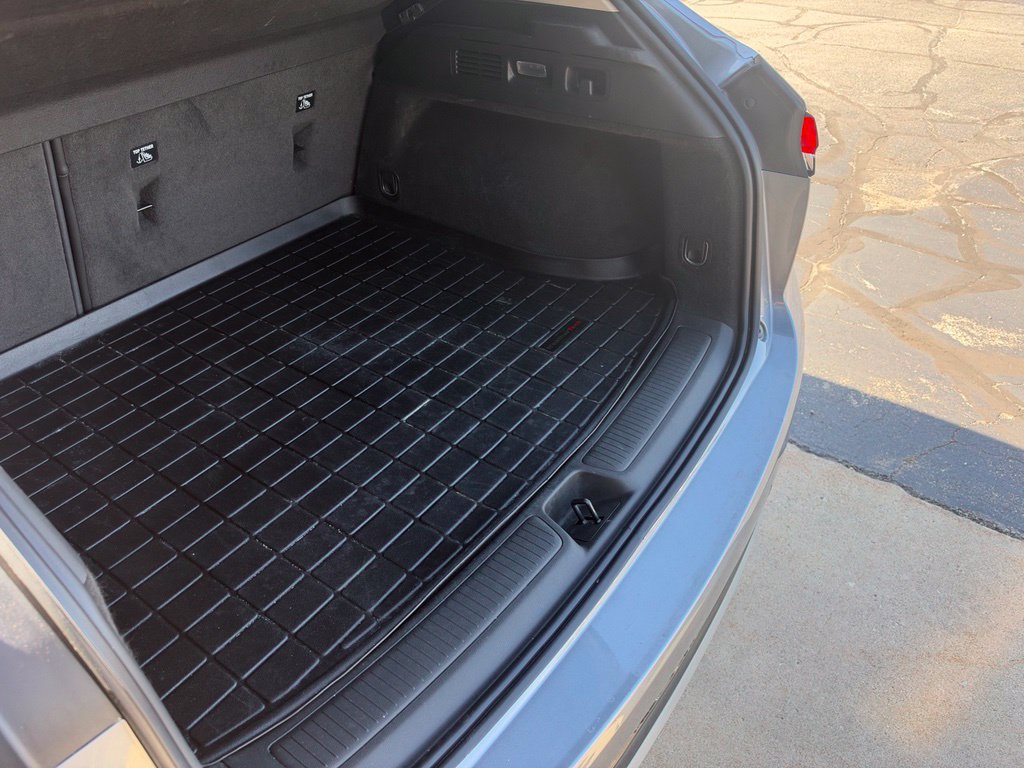 Used 2022 Buick Envision Essence w/ Technology Package II FWD image 6