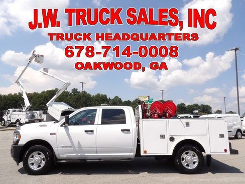 Used 2021 RAM 2500 Tradesman image 2