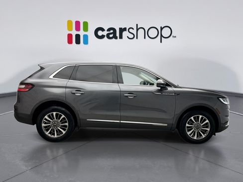 Used 2022 Lincoln Nautilus Reserve AWD/4WD image 6