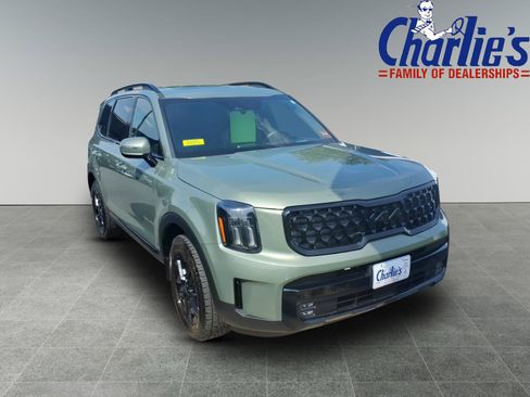 Certified 2025 Kia Telluride SX Prestige X-Pro AWD/4WD image 3