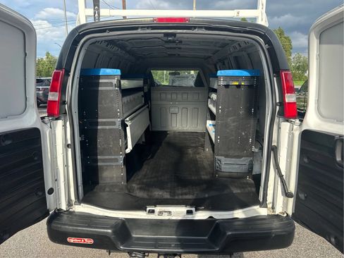 Used 2020 Chevrolet Express 2500 w/ Driver Convenience Package RWD image 13