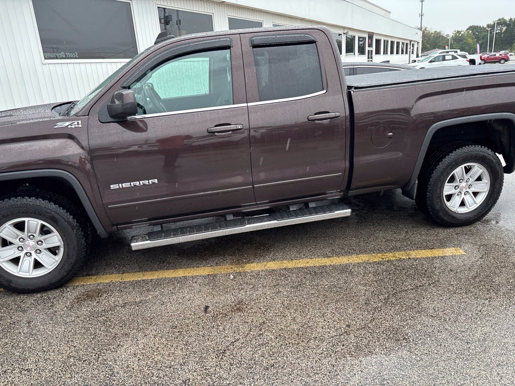 Used 2016 GMC Sierra 1500 SLE w/ SLE Value Package AWD/4WD image 2