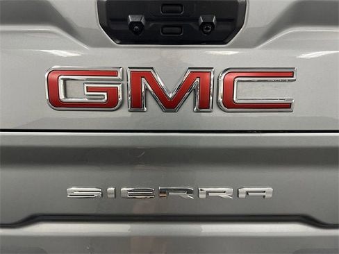 Certified 2024 GMC Sierra 2500 AT4 w/ Technology Package image 30
