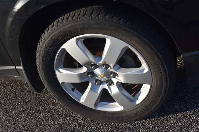 Used 2017 Chevrolet Traverse LT w/ Style and Technology Package FWD image 11