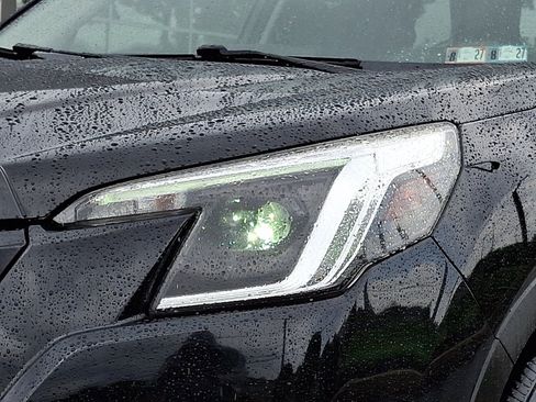 Used 2022 Subaru Forester Sport AWD/4WD image 9