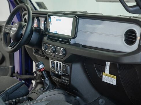 New 2026 Jeep Wrangler Sport S image 20