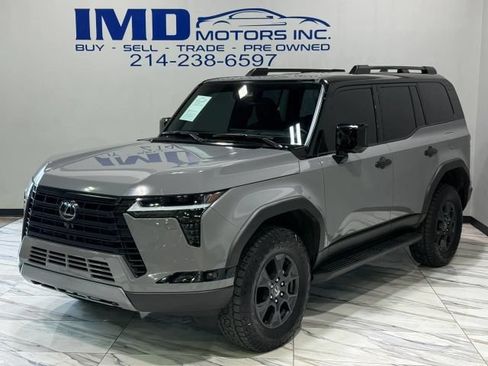 Used 2024 Lexus GX 550 AWD/4WD image 1