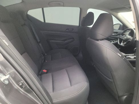 Used 2023 Nissan Altima 2.5 SV FWD image 19