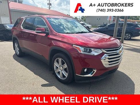 Used 2019 Chevrolet Traverse LT w/ LPO, Blackout Package AWD/4WD image 1
