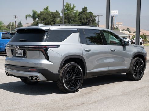 New 2026 Chevrolet Traverse LT w/ Driver Confidence Package image 4