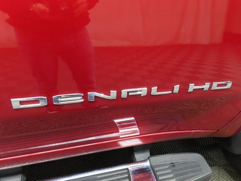 Used 2024 GMC Sierra 2500 Denali image 59