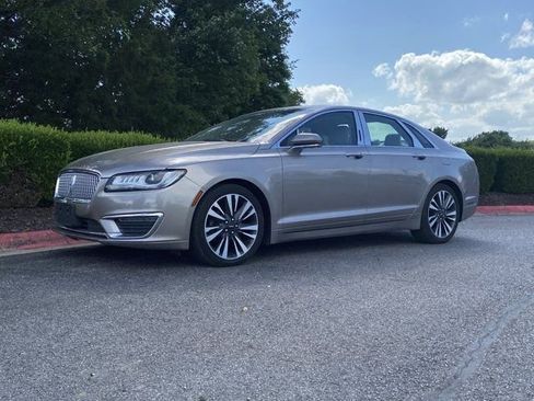 Used 2018 Lincoln MKZ Select w/ Select Plus Package AWD/4WD image 10