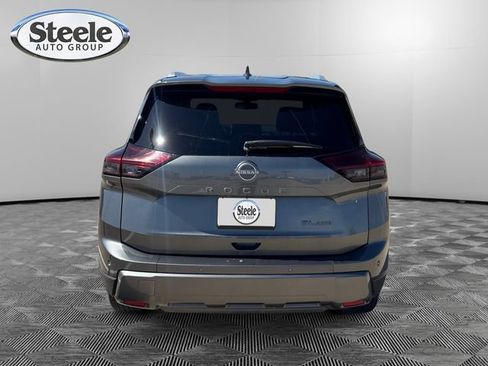 Used 2026 Nissan Rogue SL AWD/4WD image 4